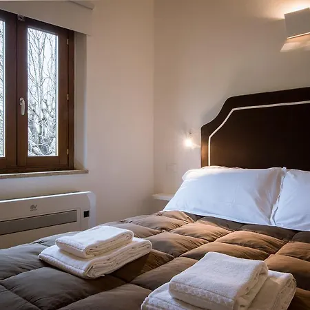 Magnoli Gold Apartment