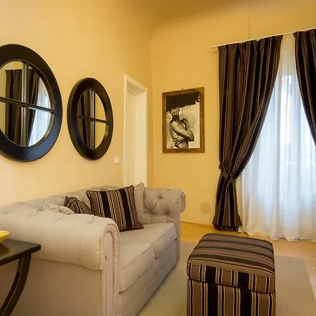 Apartment Magnoli Gold Florence